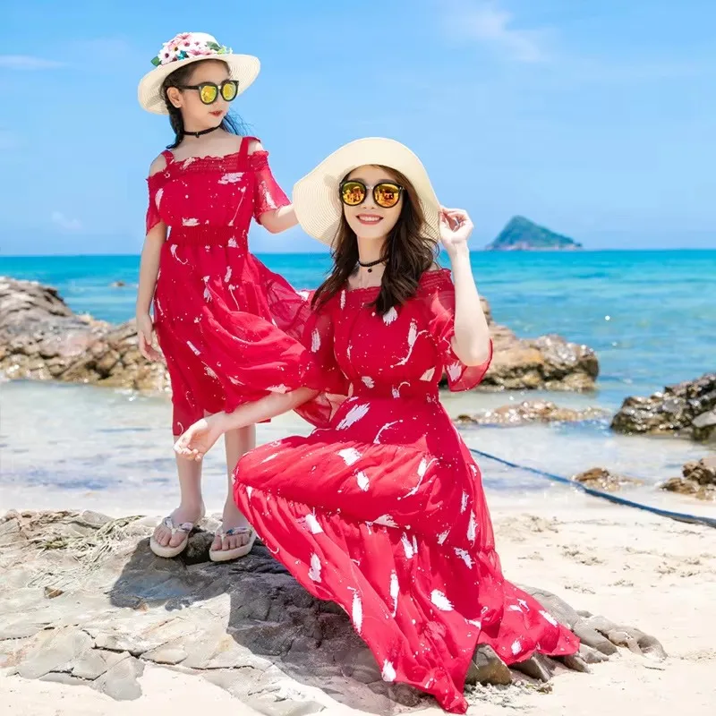 วันหยุดวันหยุดดูครอบครัวจับคู่ - Summer Dresses Yours Clothing บทวิจารณ์และราคา