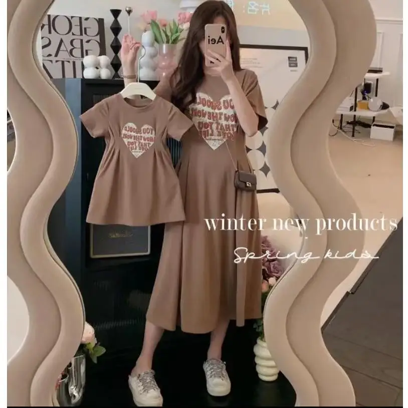 ชุดเดรสลำลองคอกลมแขนสั้นลายพิม - Summer Dresses Yours Clothing บทวิจารณ์และราคา